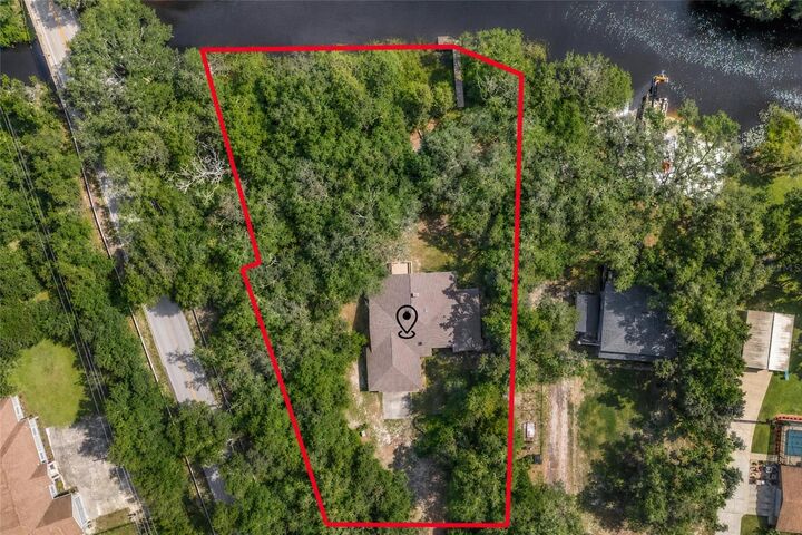 Property Photo:  18426 Villa City Road  FL 34736 