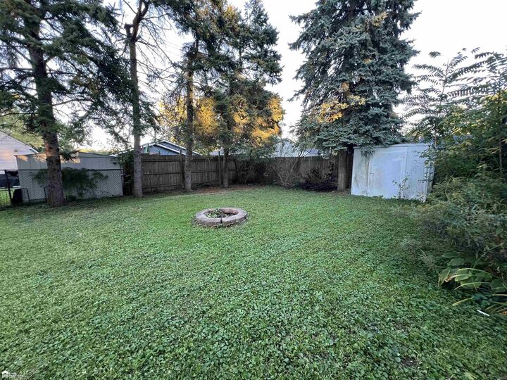 Property Photo: 2816 Wisner Street MI 48329-2889