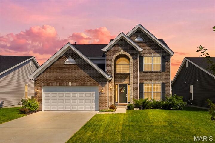 Property Photo:  902 Palisades Circle  MO 63301 