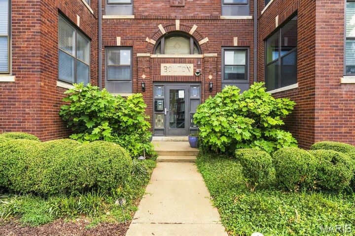 Property Photo:  5625 Pershing Avenue 11  MO 63112 