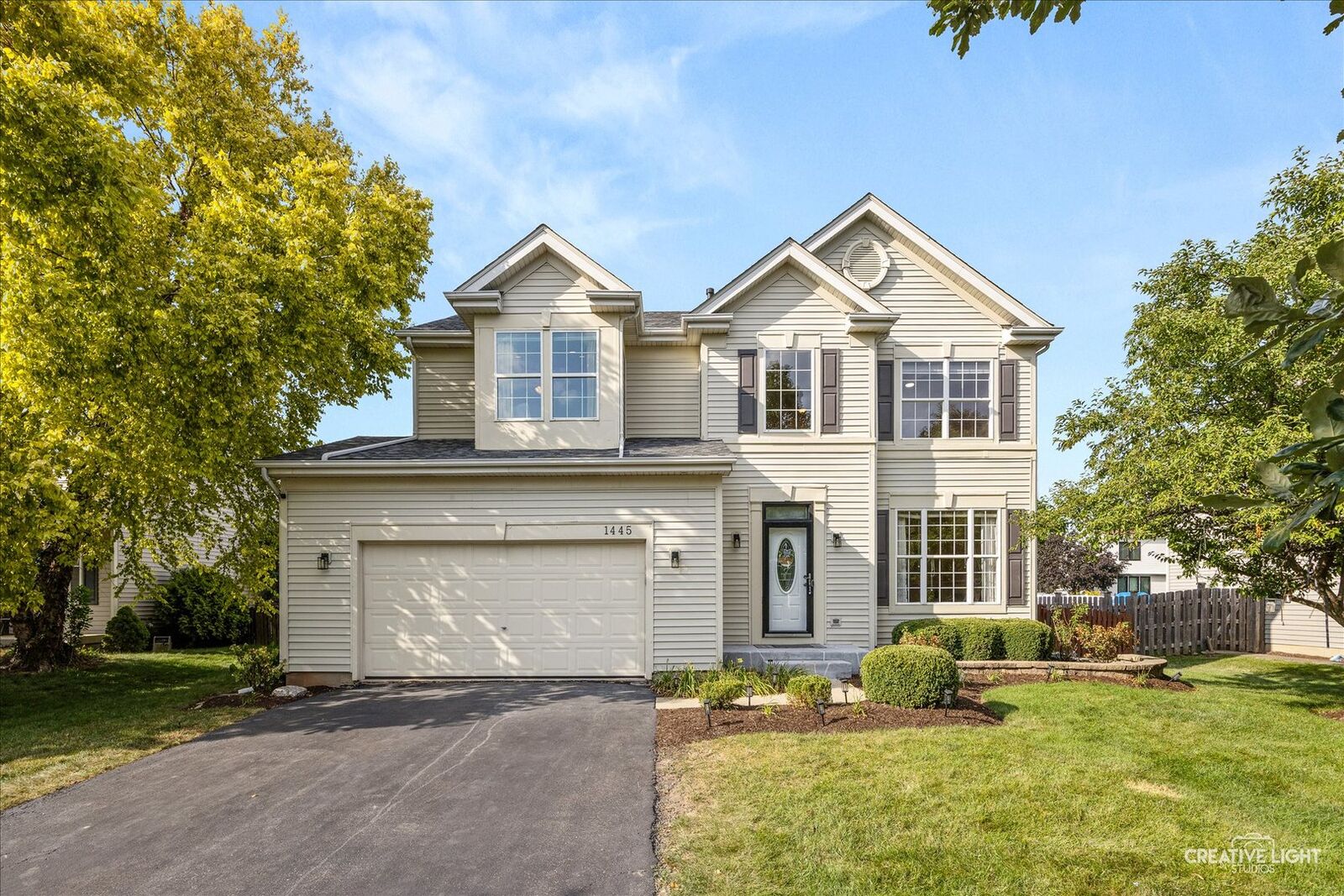 Property Photo: 1445 Waterside Drive IL 60490