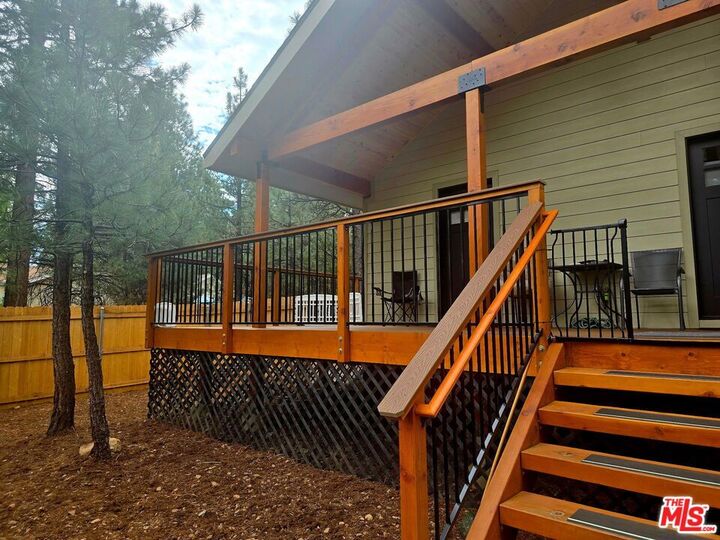Property Photo:  2049 Mahogany Lane  CA 92314 
