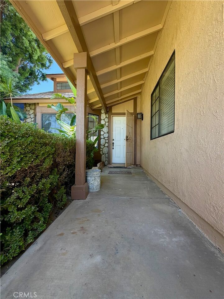 Property Photo: 2404 Hyatt CA 92407