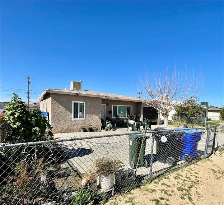 Property Photo: 34262 Paris CA 92311