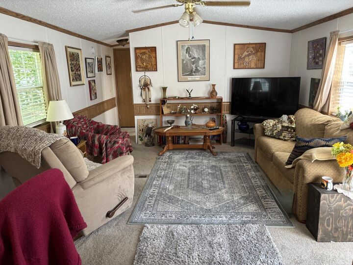 Property Photo:  46 Ridge Road  ME 04346 