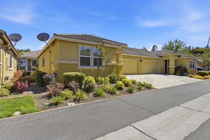 Property Photo:  3402 Eskaton Drive  CA 95667 