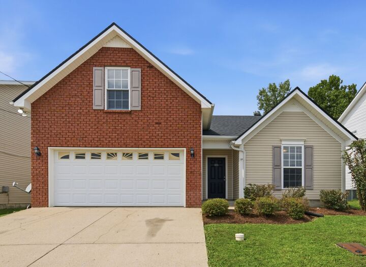 Property Photo: 8816 Cressent Glen Ct TN 37013