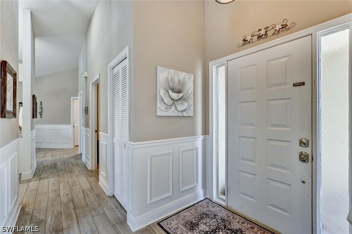 Property Photo:  453 Countryside Drive  FL 34104 
