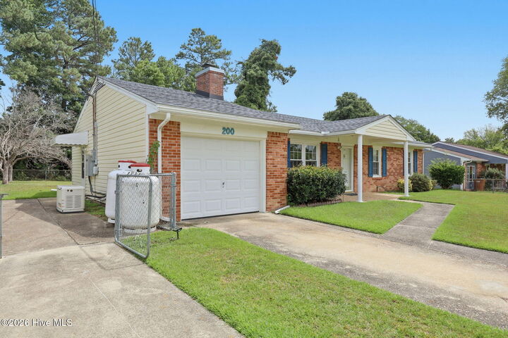 Property Photo:  200 Royal Drive  NC 28546 