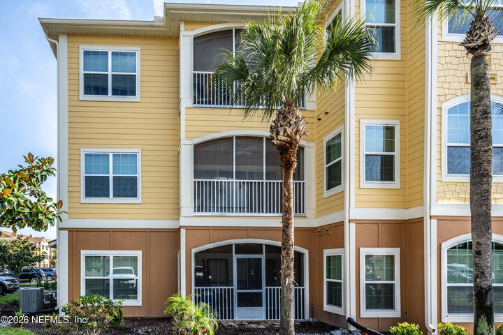 Property Photo:  260 Old Village Center Circle 8201  FL 32084 