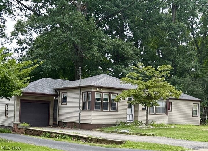 Property Photo:  151 Parkgate Avenue  OH 44515 