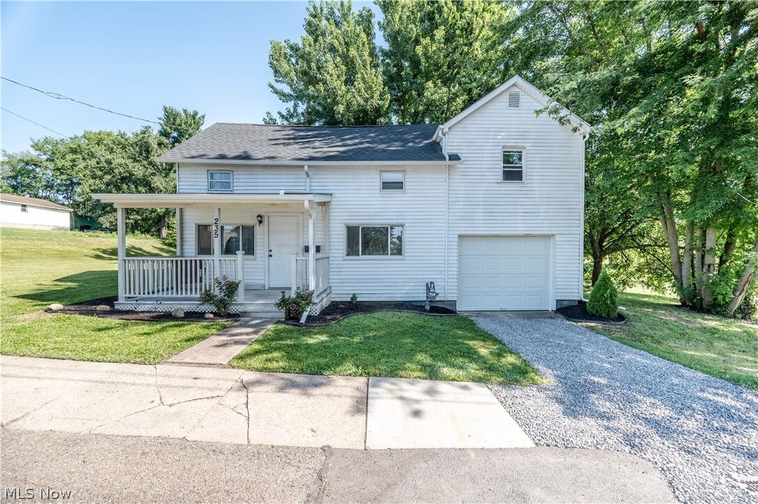 Property Photo:  235 Sherman Street  OH 44432 