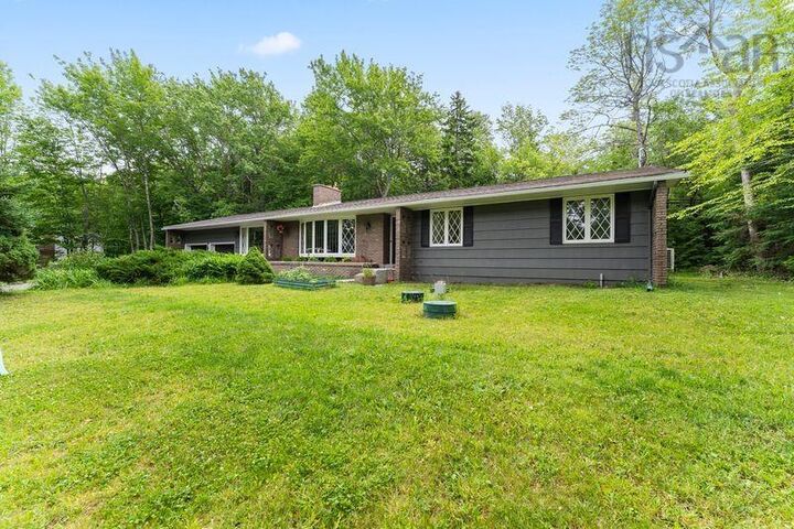 77 Fletcher Drive — photo 1