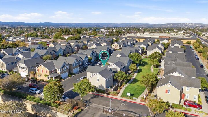 Property Photo:  1426 Plum Avenue  CA 93436 