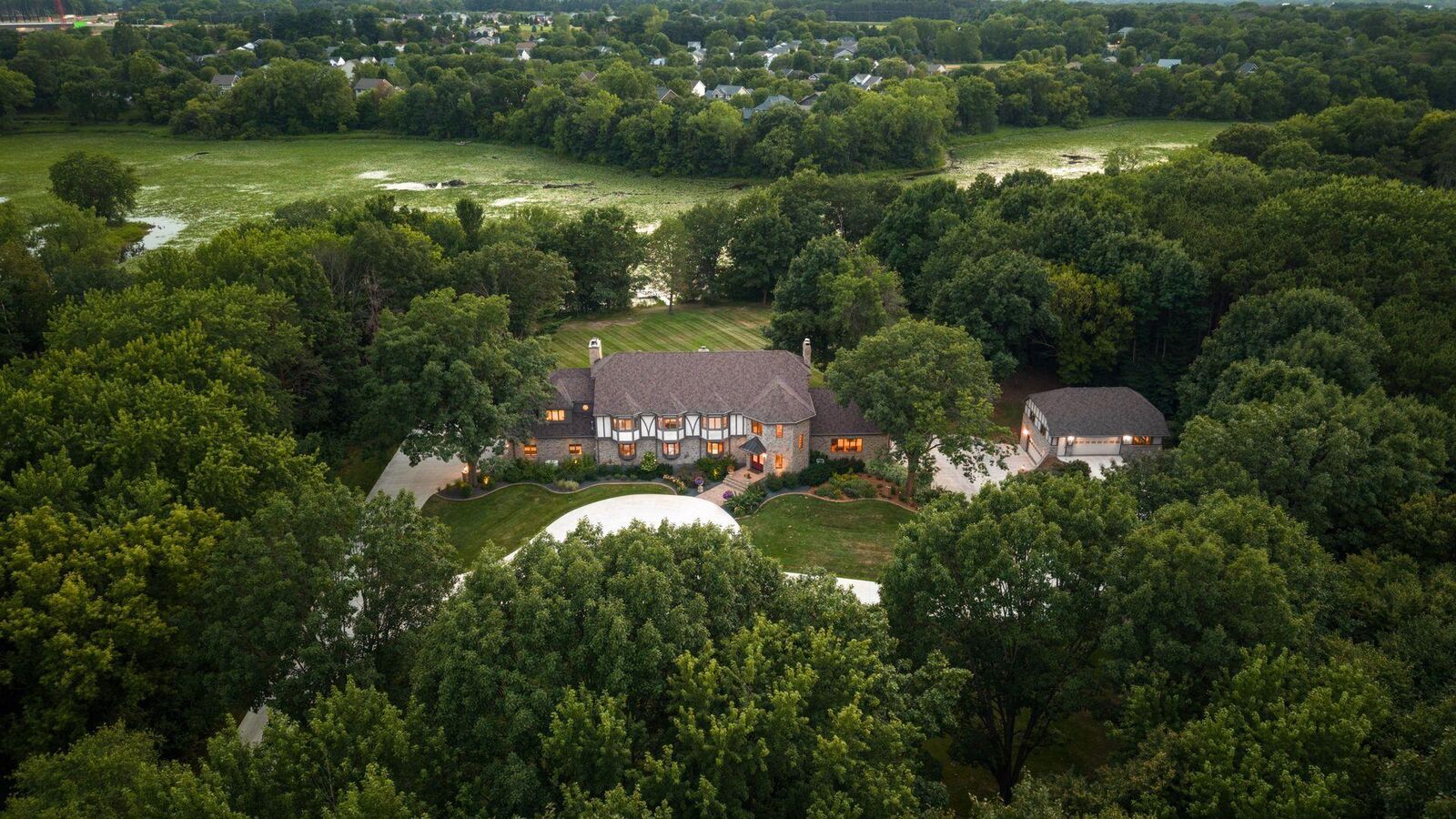 Property Photo:  1166 Nightingale Boulevard  MN 55082 
