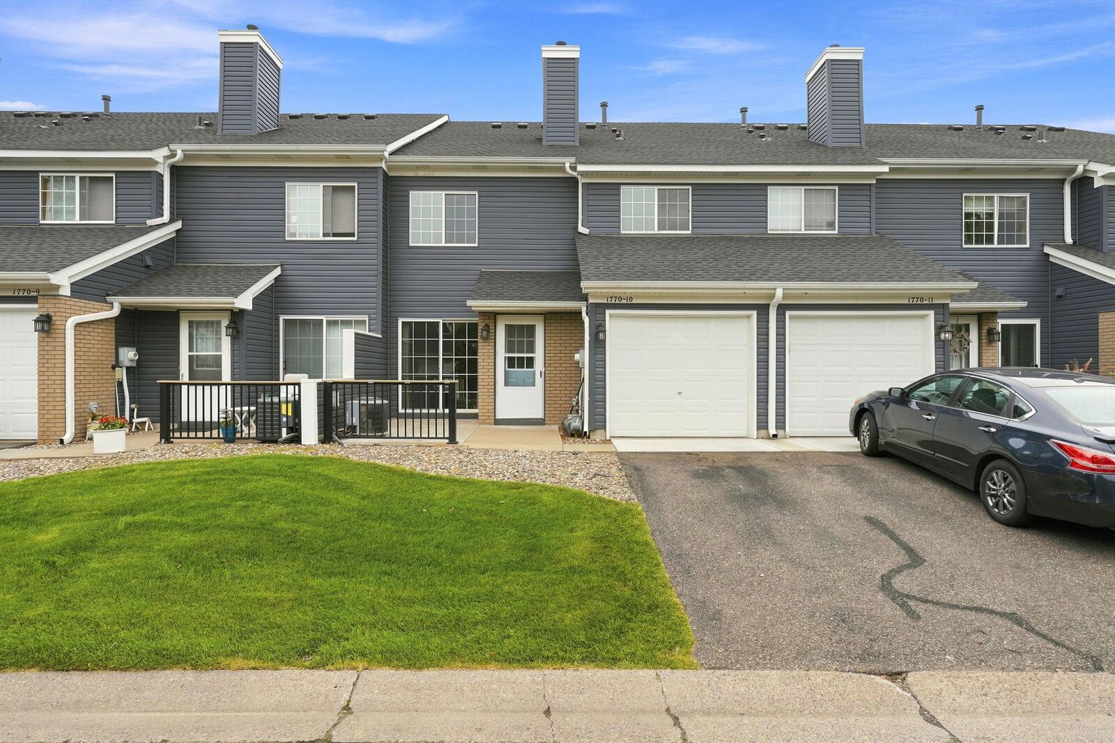 Property Photo:  1770 Donegal Drive 10  MN 55125 