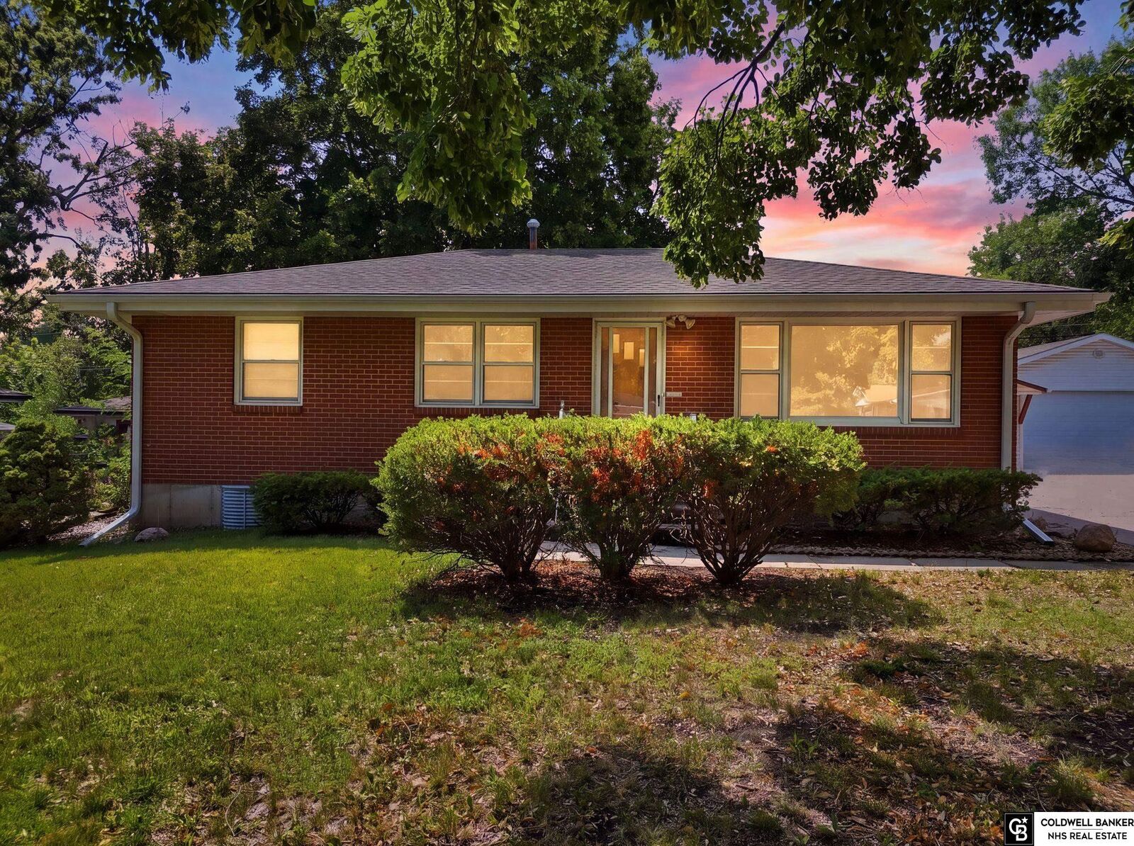 Property Photo:  3931 N 14th Street  NE 68521 