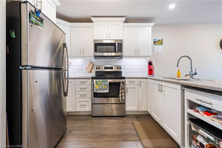 Property Photo: 89 Windham Street ON N3Y 3V7