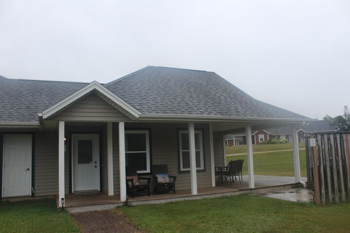 214 School House Lane 11 — photo 1