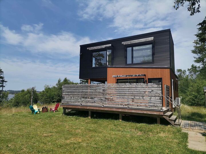 101 Riverbank Drive — photo 1