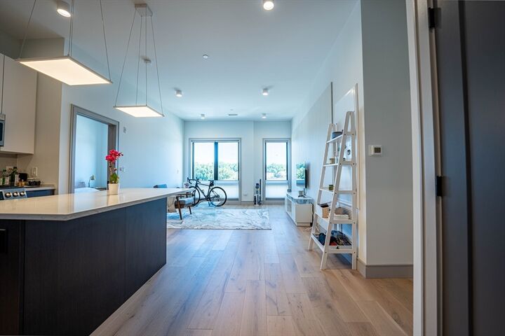 Property Photo:  101 N Beacon St 309  MA 02472 