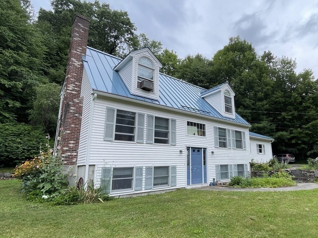 Property Photo: 450 Lancaster Ave MA 01431
