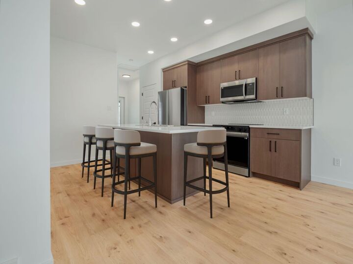 Property Photo:  2914 47 Street S  AB T1K 8L4 