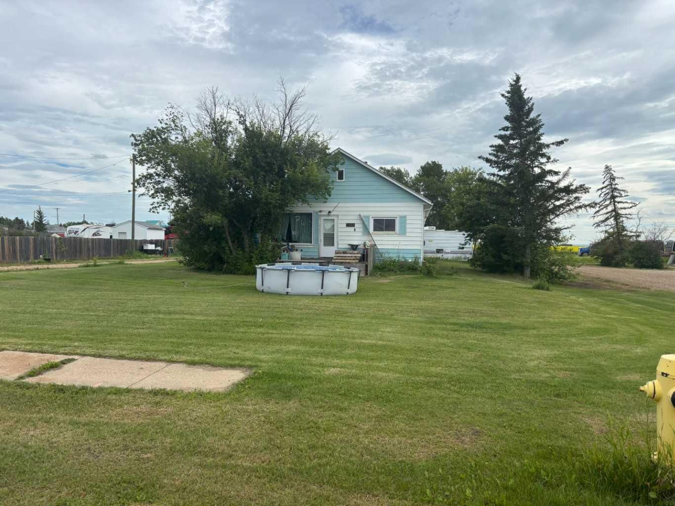 Property Photo:  5031 48 Avenue  AB T0H 1S0 
