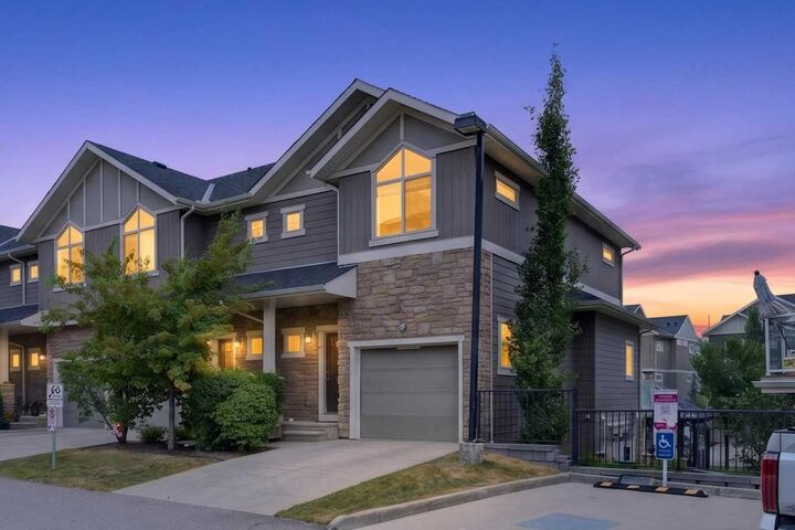 Property Photo: 558 Evanston Manor NW AB T3P 0R8