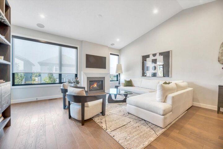 Property Photo: 648 Shawnee Terrace SW AB T2Y 0T5