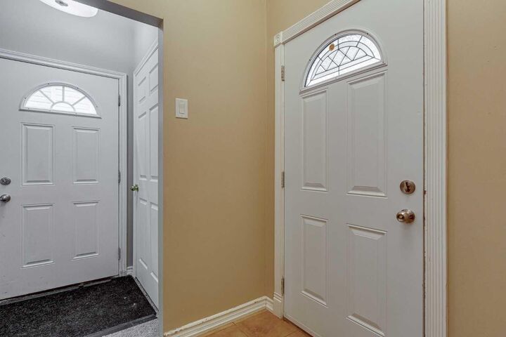 Property Photo:  24 Mackenzie Crescent  AB T4L 0B2 