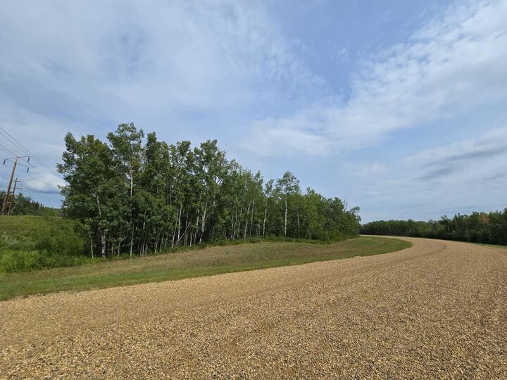 Range Road 222 — photo 1