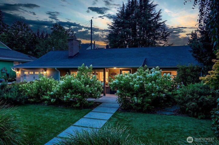 Property Photo: 8623 30th Avenue NE WA 98115