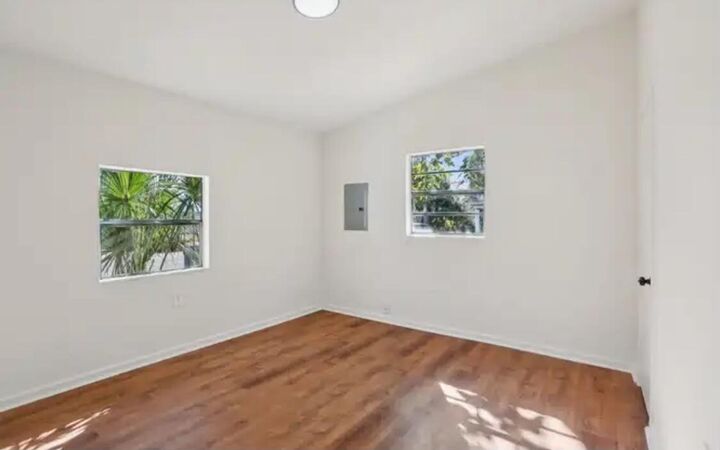 Property Photo: 3416 N Garrison Street FL 33619