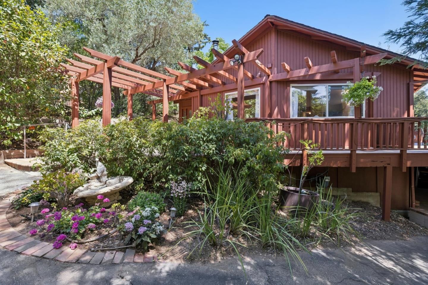 Property Photo:  200 Jackson Street  CA 95030 