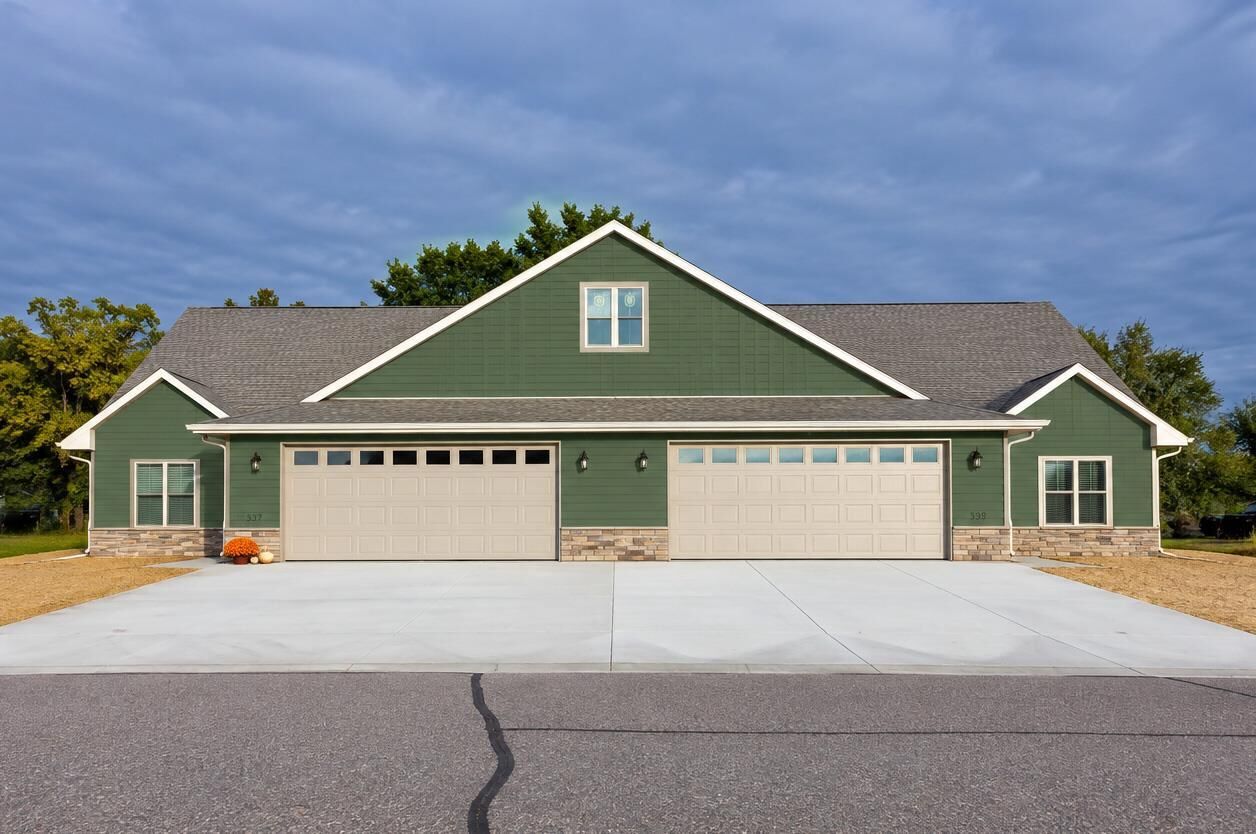 Property Photo: 542 Spring Street WI 53588