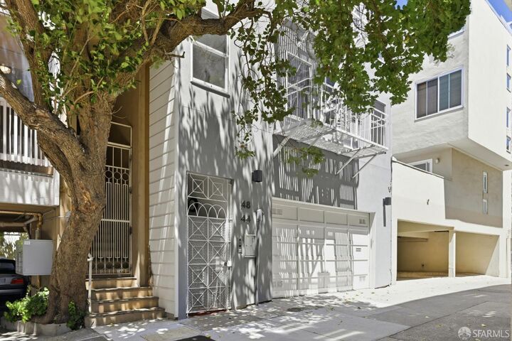 Property Photo:  44 San Antonio Place  CA 94133 