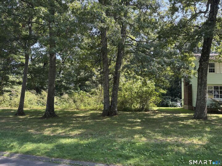 Property Photo:  23 Maplewood Drive  CT 06029 