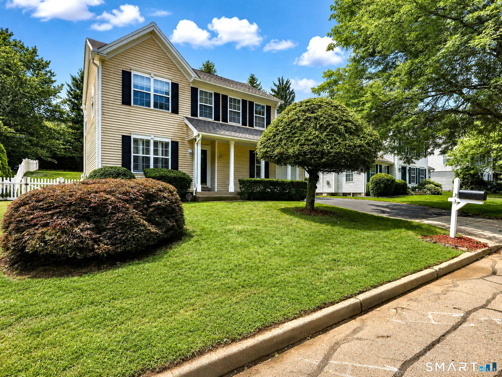 Property Photo: 33 Acorn Lane CT 06461