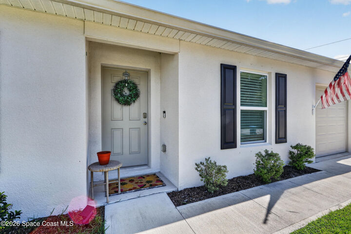 Property Photo:  1207 Waffle Street SE  FL 32909 