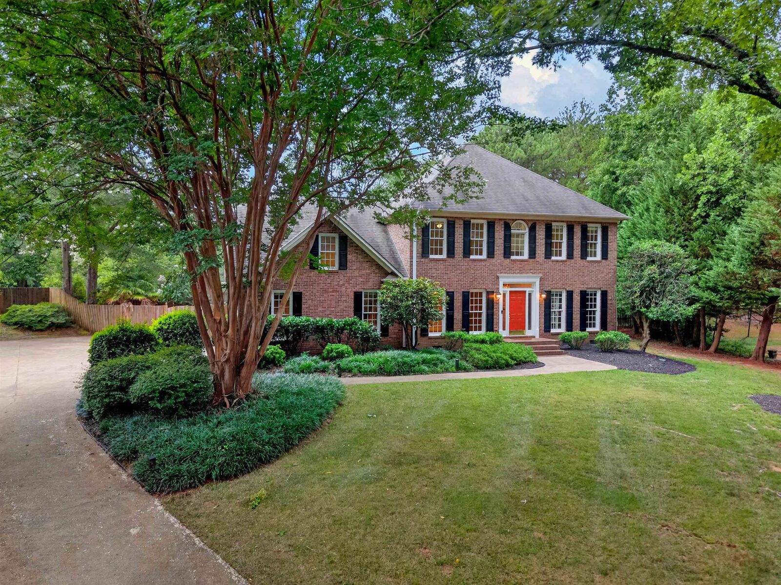 Property Photo:  431 Willowbrook Drive  SC 29301 