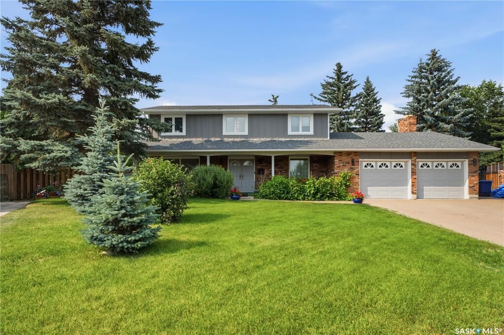 Property Photo: 225 Clearwater Court SK S7K 3Y9