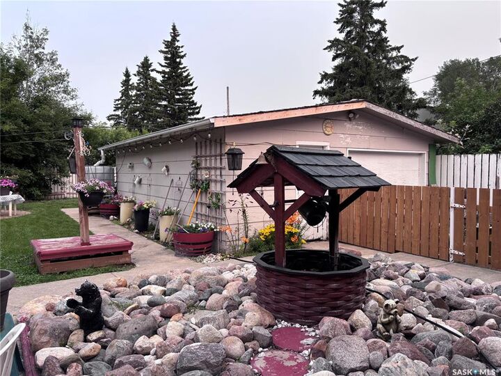 Property Photo: 220 4th Street SK S0K 1E0