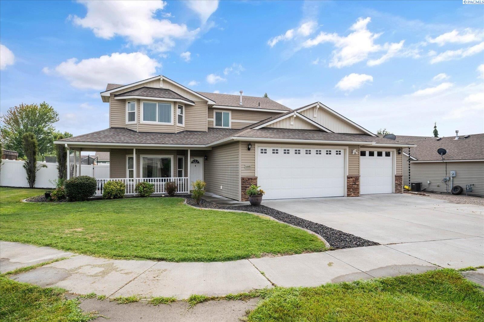 Property Photo:  4015 Twilight Court  WA 99301 