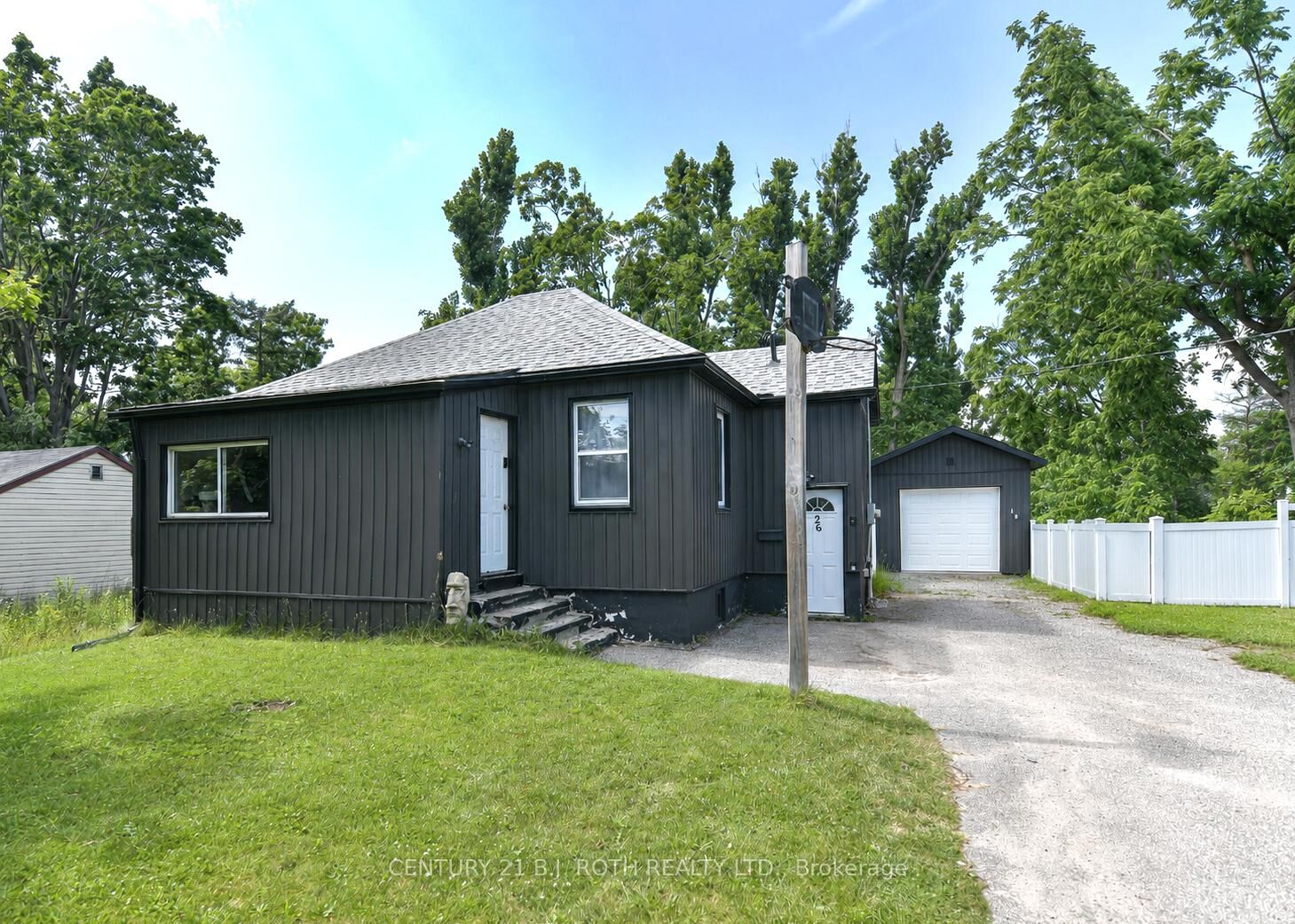 Property Photo:  26 South Street S  ON L3V 3S9 