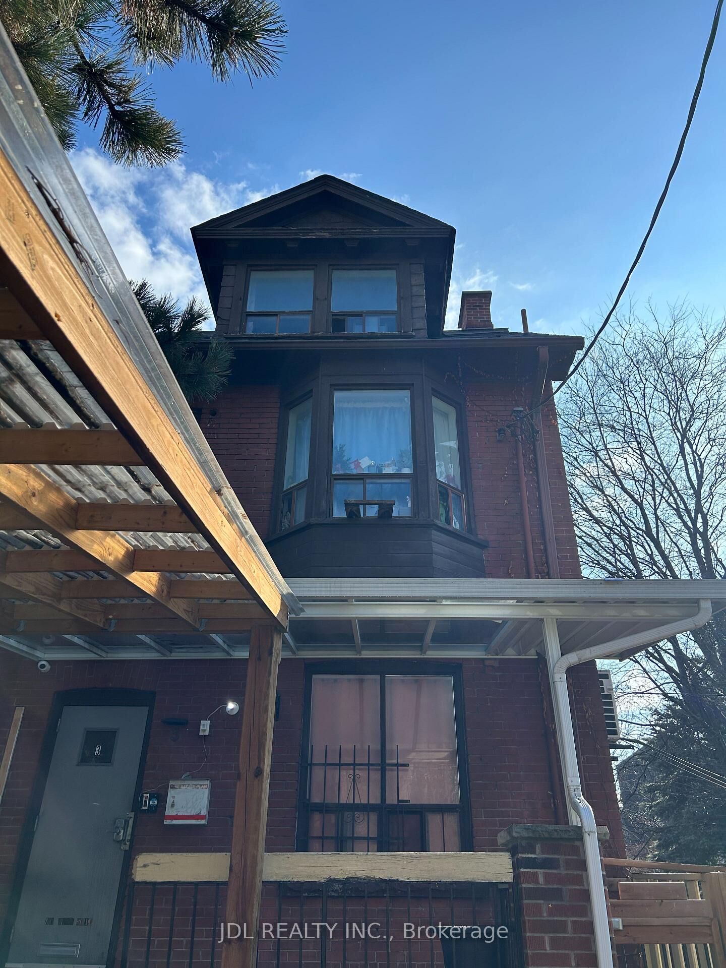 Property Photo: 3 Pembroke St Street Two Bedrooms Unit A/B ON M5A 2N6
