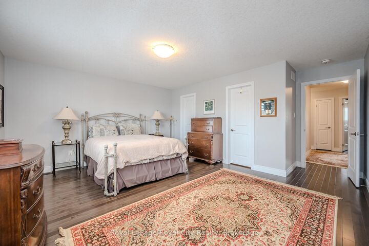 Property Photo:  254 Gosling Gardens 26  ON N1L 0M4 