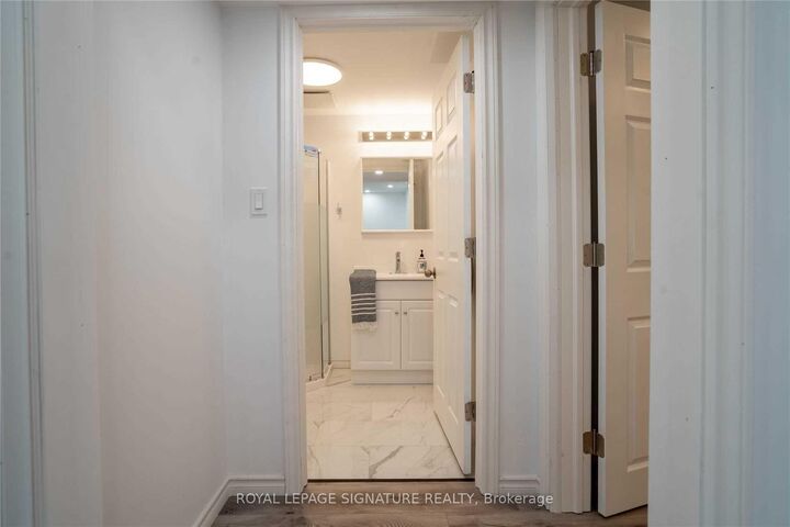 Property Photo: 418 Waverly Street ON L1J 5W3