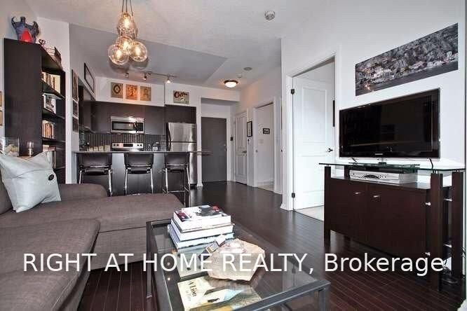 Property Photo:  35 Hayden Street 1413  ON M4Y 3C3 