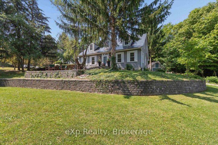 Property Photo:  2039 Blacklock Street  ON L0P 1B0 